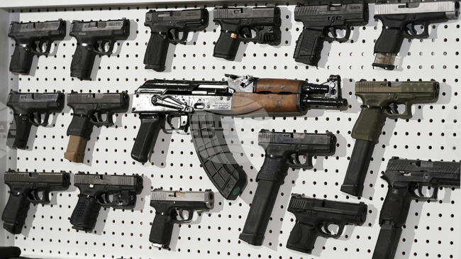 Двама законодатели от Демократическата партия на САЩ настояха за оповестяването на данни за износа на американско оръжие