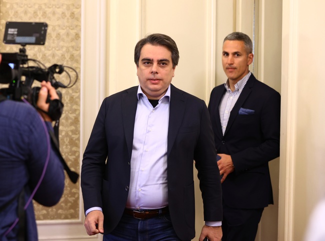 "Продължаваме Промяната" са поставили условие за работещо антикорупционно мнозинство в този парламент, което да приеме закона за КПКОНПИ