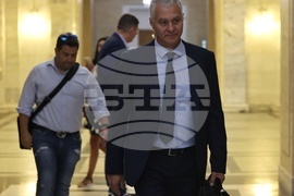 Парламент - Временна комисия за установяване на всички факти и обстоятелства, свързани с подписания от правителството Меморандум за 1 млрд. долара с GЕMCORP и IP3 CORPORATION