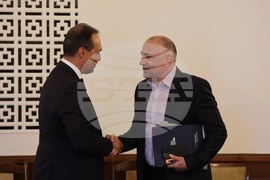 Парламент - Комисия по бюджет и финанси