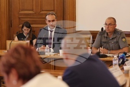 Парламент - Комисия по бюджет и финанси