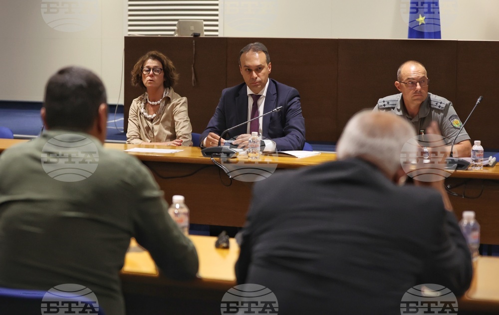 Парламент - Комисия по отбрана - заседание