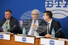 Национален пресклуб на БТА София - пресконференция - „Издигане на кандидатура за президент на Българския футболен съюз“