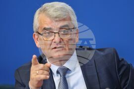 Национален пресклуб на БТА София - пресконференция - „Издигане на кандидатура за президент на Българския футболен съюз“