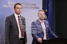 Парламент - Делян Добрев - Станислав Анастасов - изявления