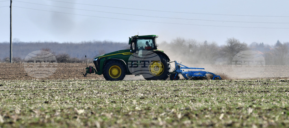 Европейският парламент е твърдо против предложението за единен селскостопански фонд и призовава за увеличен бюджет на ОСП