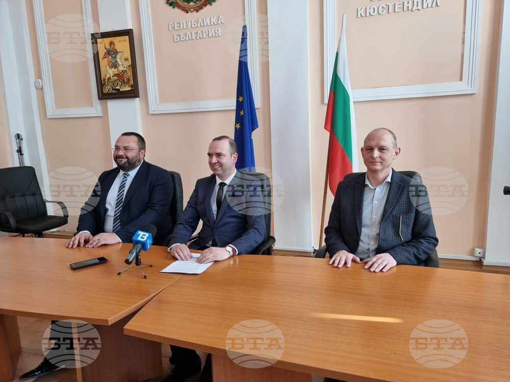 Отчет за първите сто дни от управлението си направи кметът на Кюстендил Огнян Атанасов