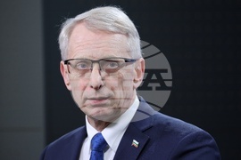 Парламент - Николай Денков - брифинг