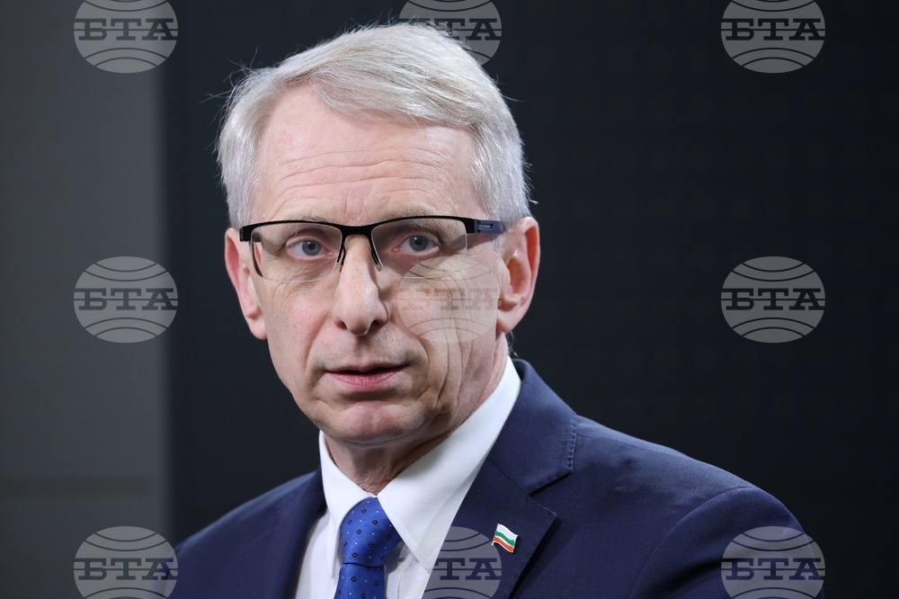 Не искаме избори, но няма да се съгласим да бъдем параван, каза премиерът Николай Денков