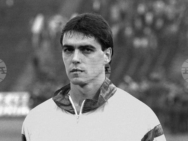 Петър Хубчев - футболист и треньор