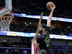 Heat Pelicans Basketball
