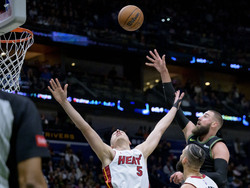 Heat Pelicans Basketball