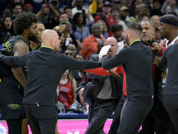 Heat Pelicans Basketball