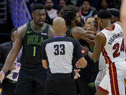 Heat Pelicans Basketball
