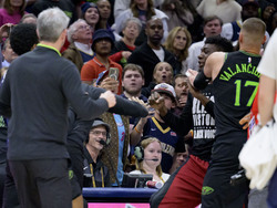 Heat Pelicans Basketball
