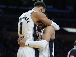 Spurs Lakers Basketball