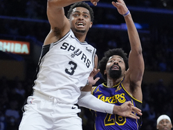 Spurs Lakers Basketball