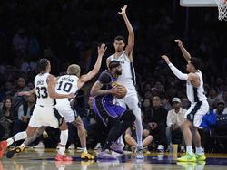 Spurs Lakers Basketball