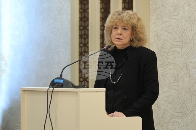 Съдът не е на колене, въпреки, че е разклатен, каза председателят на ВКС Галина Захарова