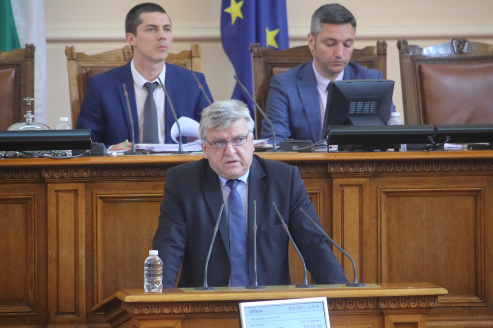 Манол Генов, БСП: Тол системата наистина се оказа печатница за пари за нечий джоб