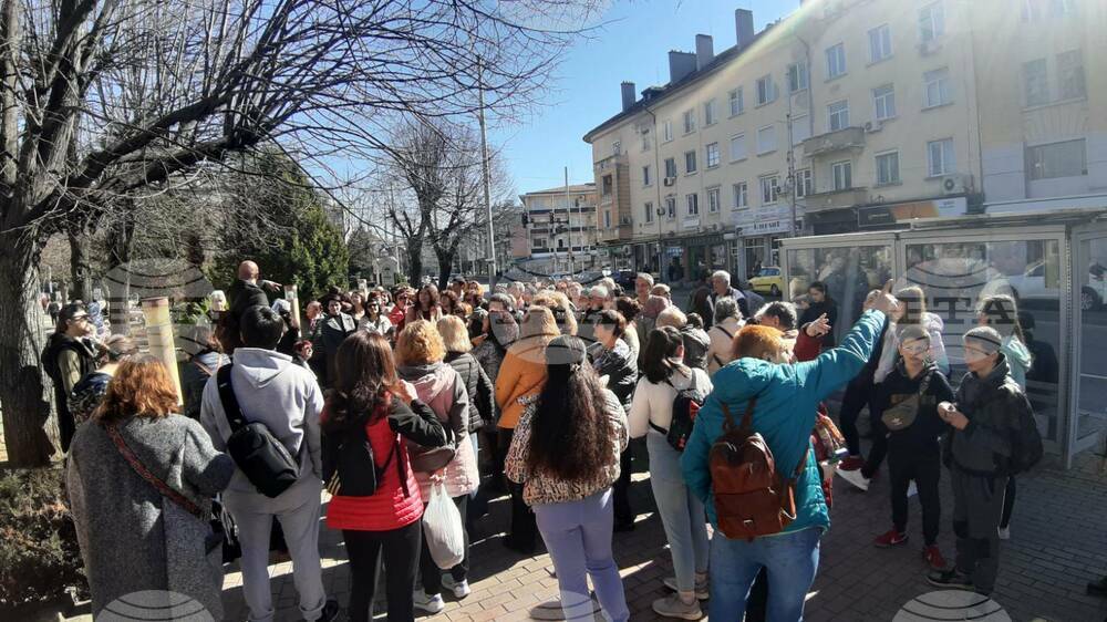 Голям интерес в Казанлък предизвика тематичната обиколка по повод Международния ден на екскурзовода