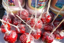 Априлци - празник на сланината и греяната ракия