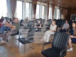 Заместник-кметът Борислава Борисова и експерти от отдел „Хуманитарни дейности“ представиха на среща с медиите предстоящите прояви от богатия културен календар. 