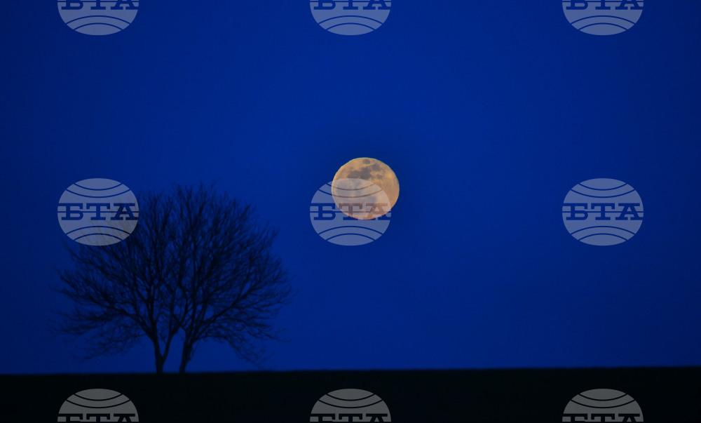 Село Китанчево - пълнолуние