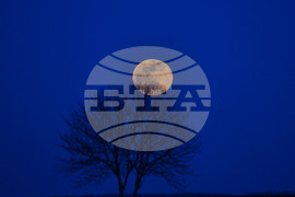 Село Китанчево - пълнолуние