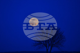 Село Китанчево - пълнолуние