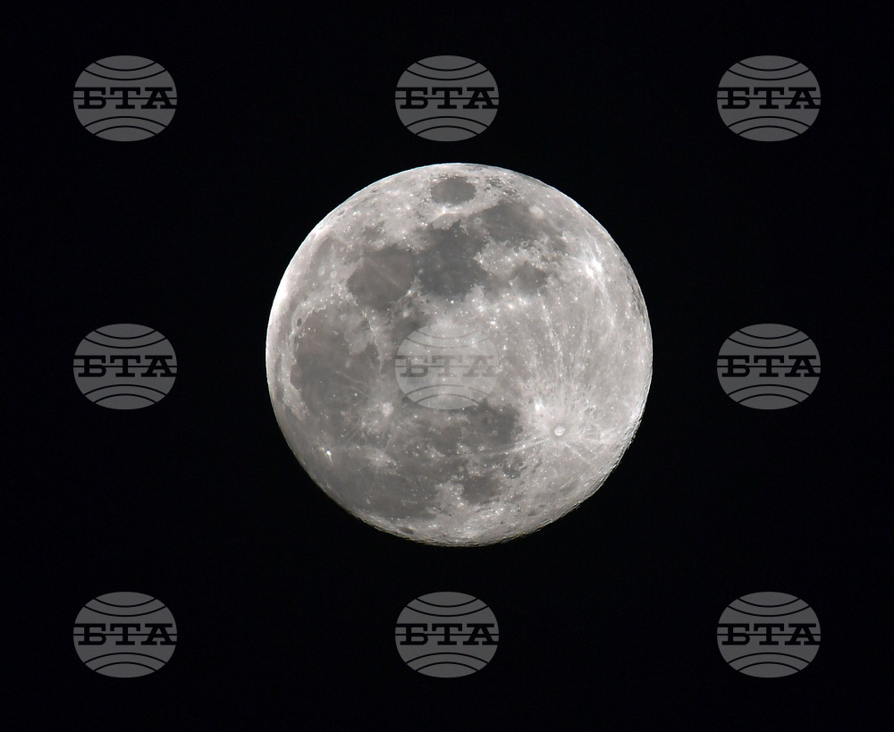 Село Китанчево - пълнолуние