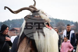 Средец - кукерски игри