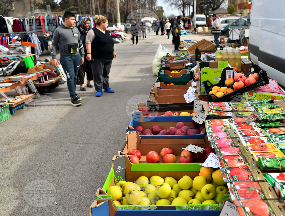 Село Подайва - пазарен ден