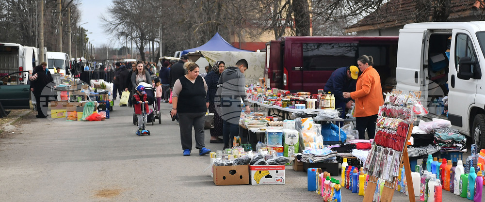 Село Подайва - пазарен ден