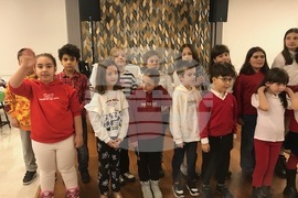 Турция - Истанбул - Българско неделно училище - ученици - мартеници