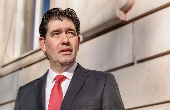 Иван Таков към тясното ръководство на БСП: Можете да ни изключите само от вашата група по интереси, от Партията - не 