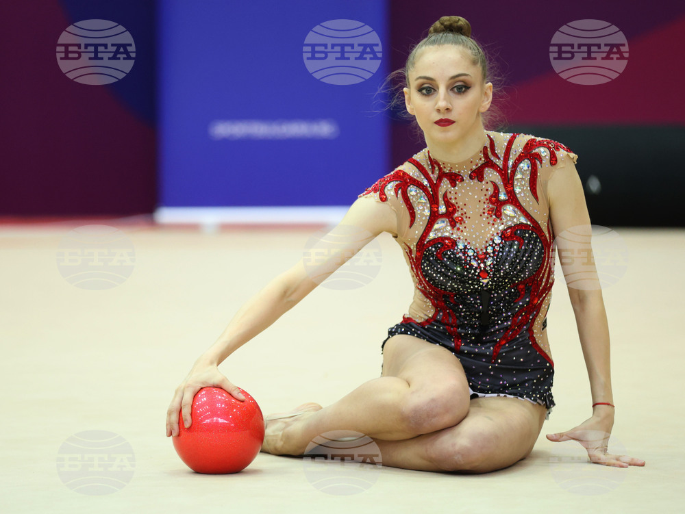 Официално контролно на националния отбор по художествена гимнастика