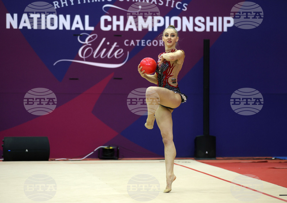 Официално контролно на националния отбор по художествена гимнастика