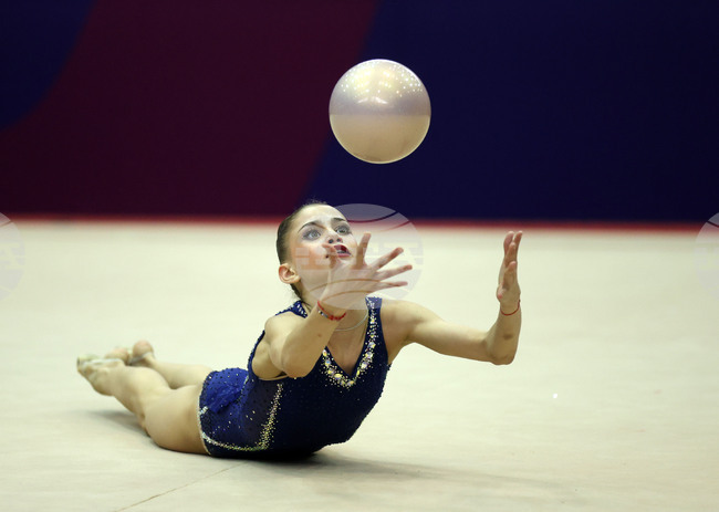 Националката по художествена гимнастика за девойки Алекса Рашева спечели първото контролно за 2025 година