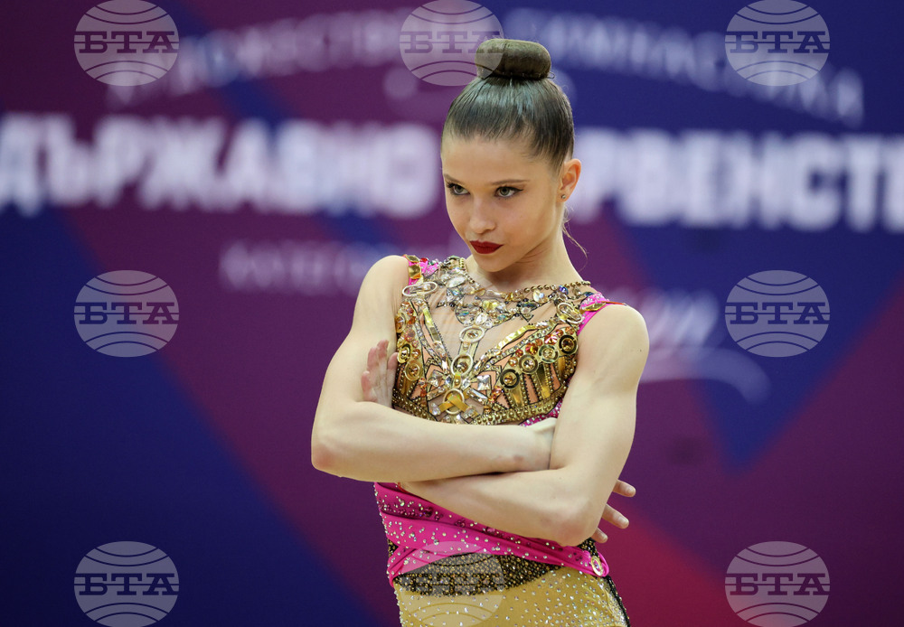 Официално контролно на националния отбор по художествена гимнастика