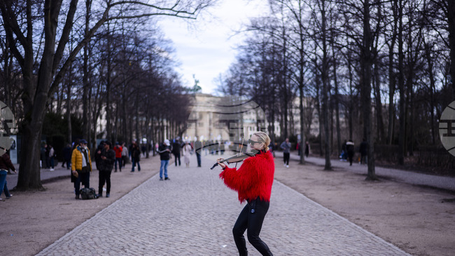 Популярни германски жени поискаха от канцлера Мерц реални действия за осигуряване на безопасност на обществени места