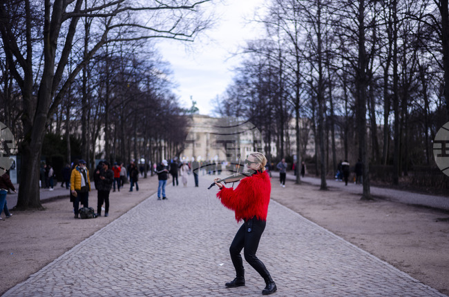 Популярни германски жени поискаха от канцлера Мерц реални действия за осигуряване на безопасност на обществени места