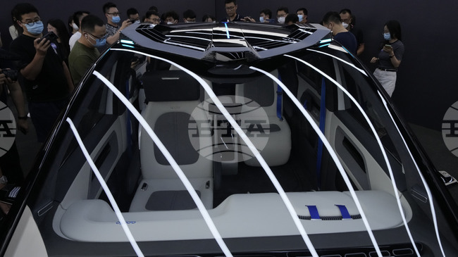 "Байду" планира да пусне роботизирани таксита в Европа в партньорство с "Лифт"