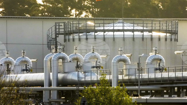 „Газпром експорт“ заведе дело срещу компания, притежаваща дял в газопровода ОПАЛ