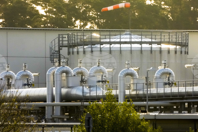 „Газпром експорт“ заведе дело срещу компания, притежаваща дял в газопровода ОПАЛ