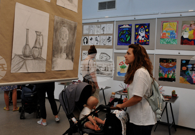 Бургас - НХА- детска лятна академия - изложба