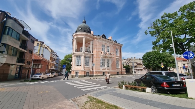 Сливенската библиотека „Сава Доброплодни“ организира Дни на франкофонията