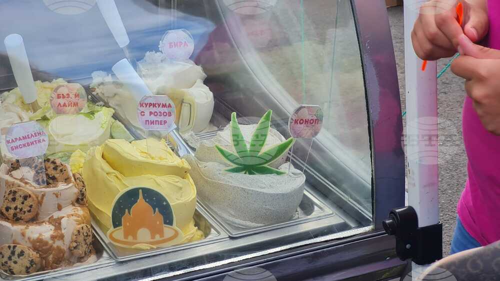 Сладоледи с вкусове на роза, чийзкейк и лимонов пай ще има на Сладоледения уикенд в Бургас