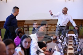 Парламент - Комисия по правата на човека, вероизповеданията и жалбите на гражданите