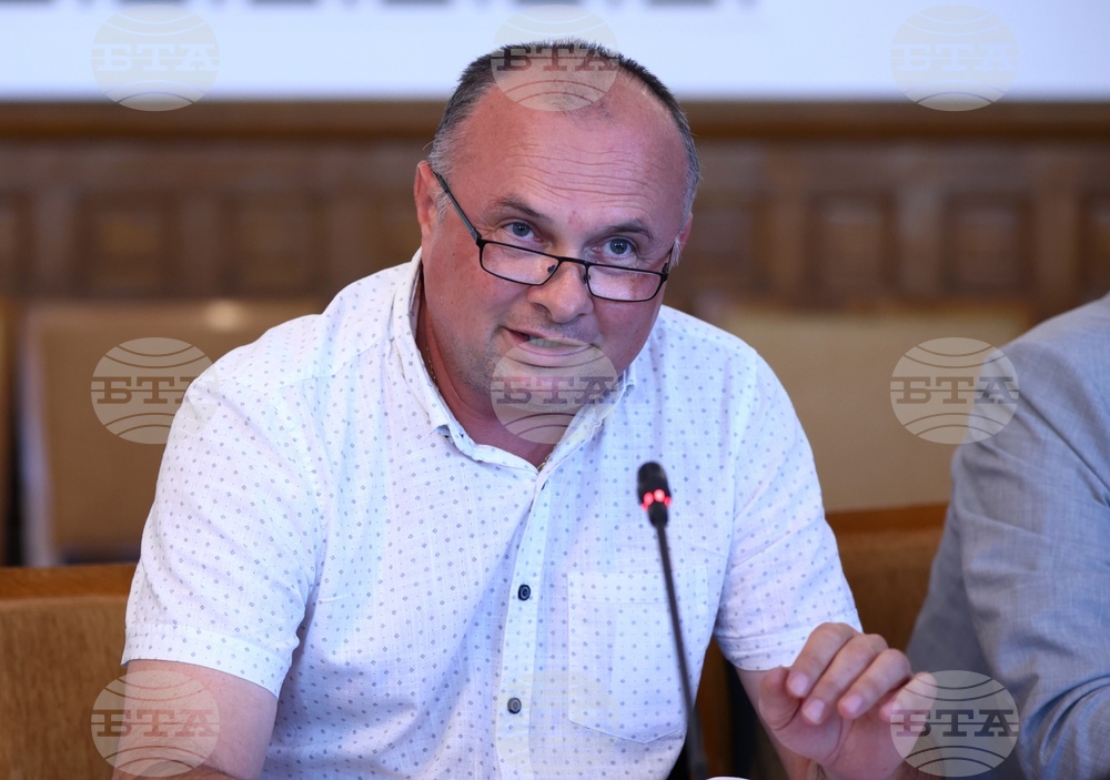 Парламент - Комисия по правата на човека, вероизповеданията и жалбите на гражданите